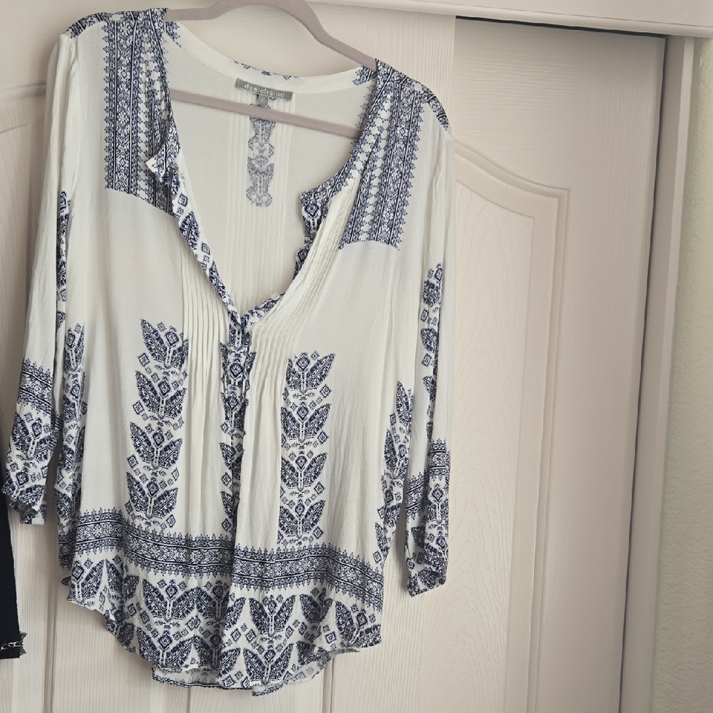 Daniel Rainn Blue and White Patterned Blouse XL